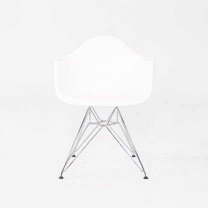 DAR Armchair