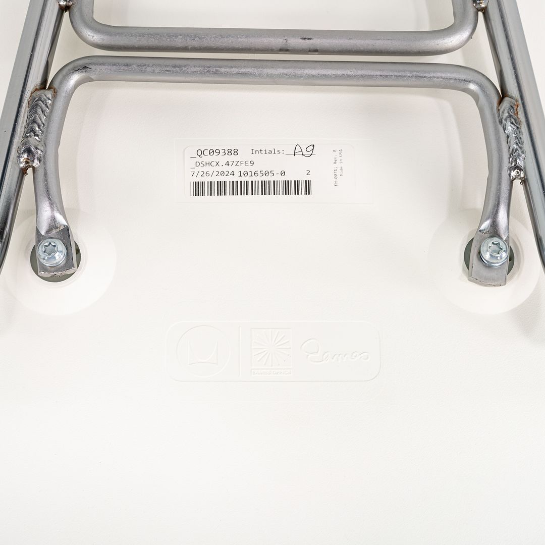 Eames Plastic Counter Stool