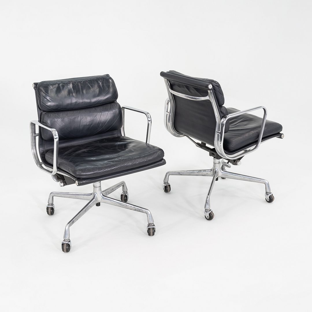 Soft Pad Management Chair, EA418