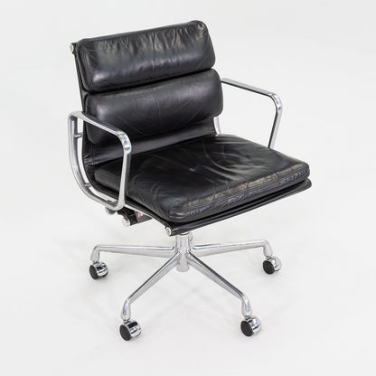 Soft Pad Management Chair, EA435