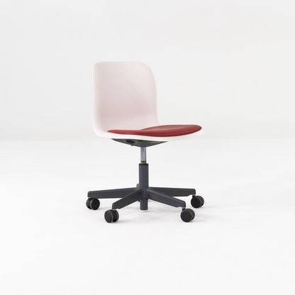 SixE Swivel Desk Chair