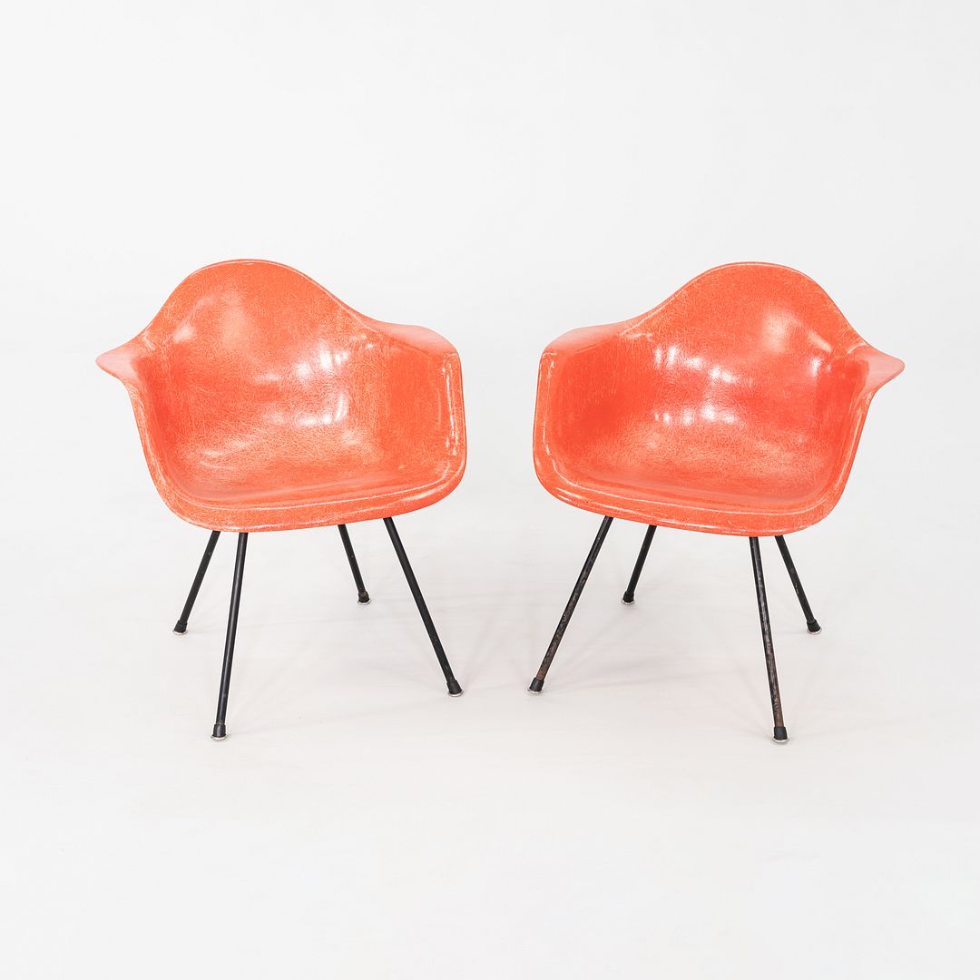 MAX Armchair