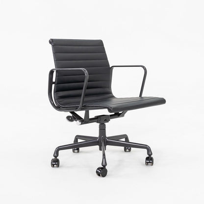 Aluminum Group Management Desk Chair, Model EA335