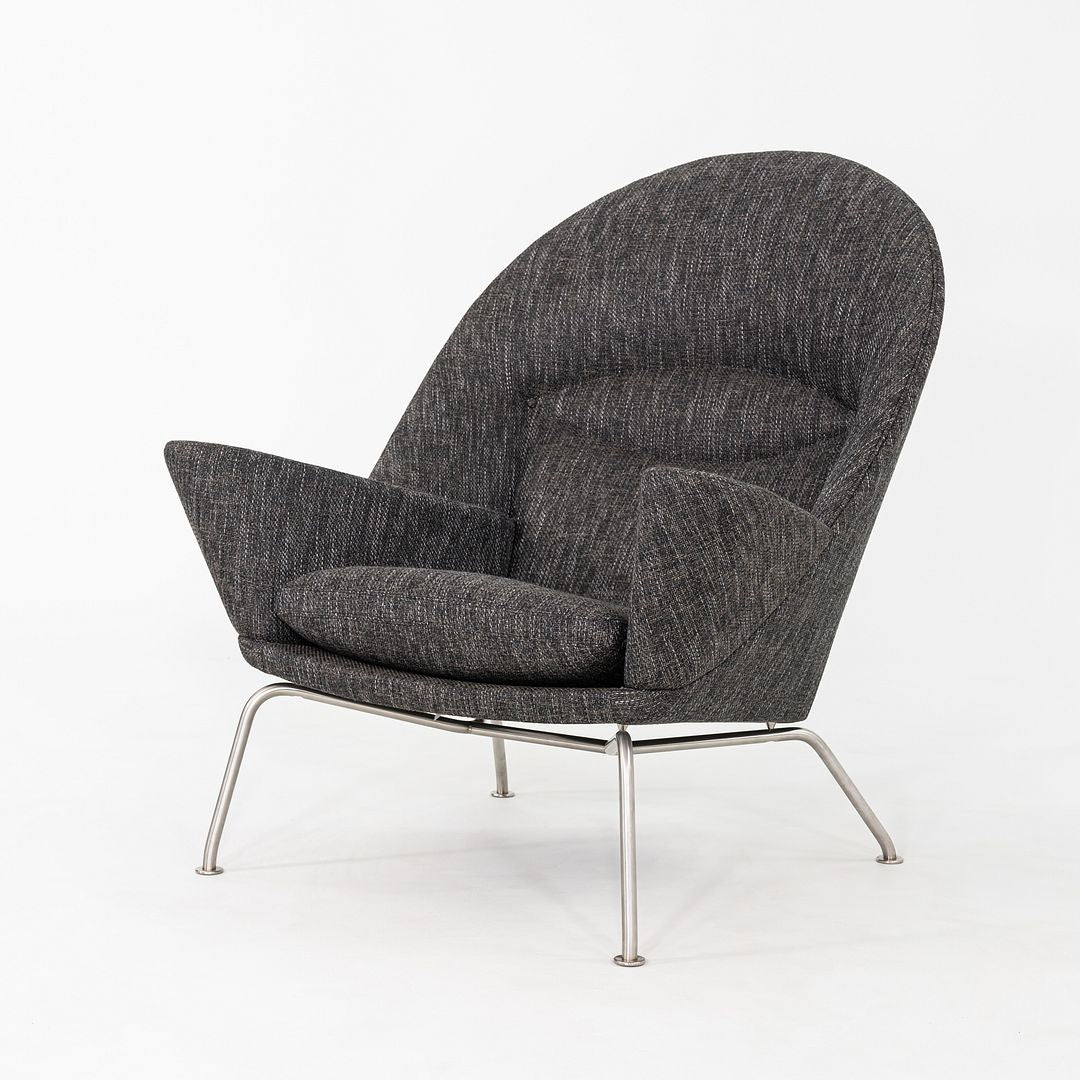 CH468 Oculus Lounge Chair and Ottoman