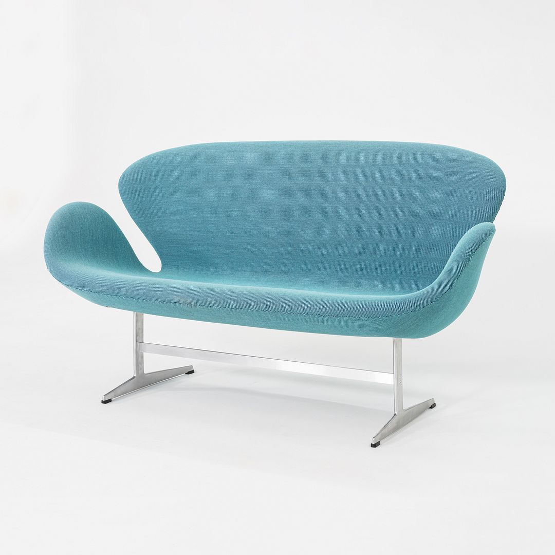 Swan Sofa