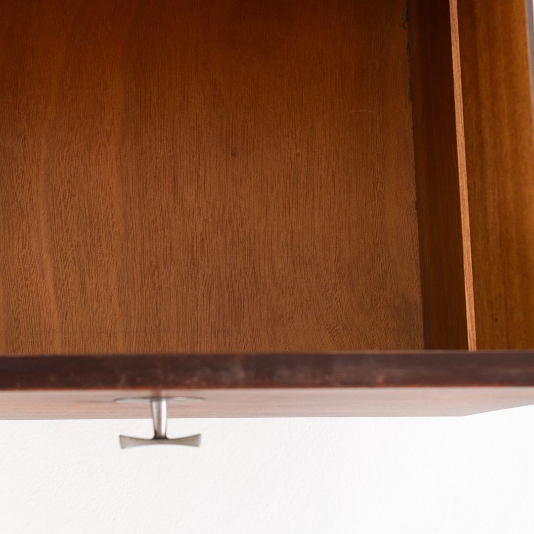 Diplomat Cresco Cabinet