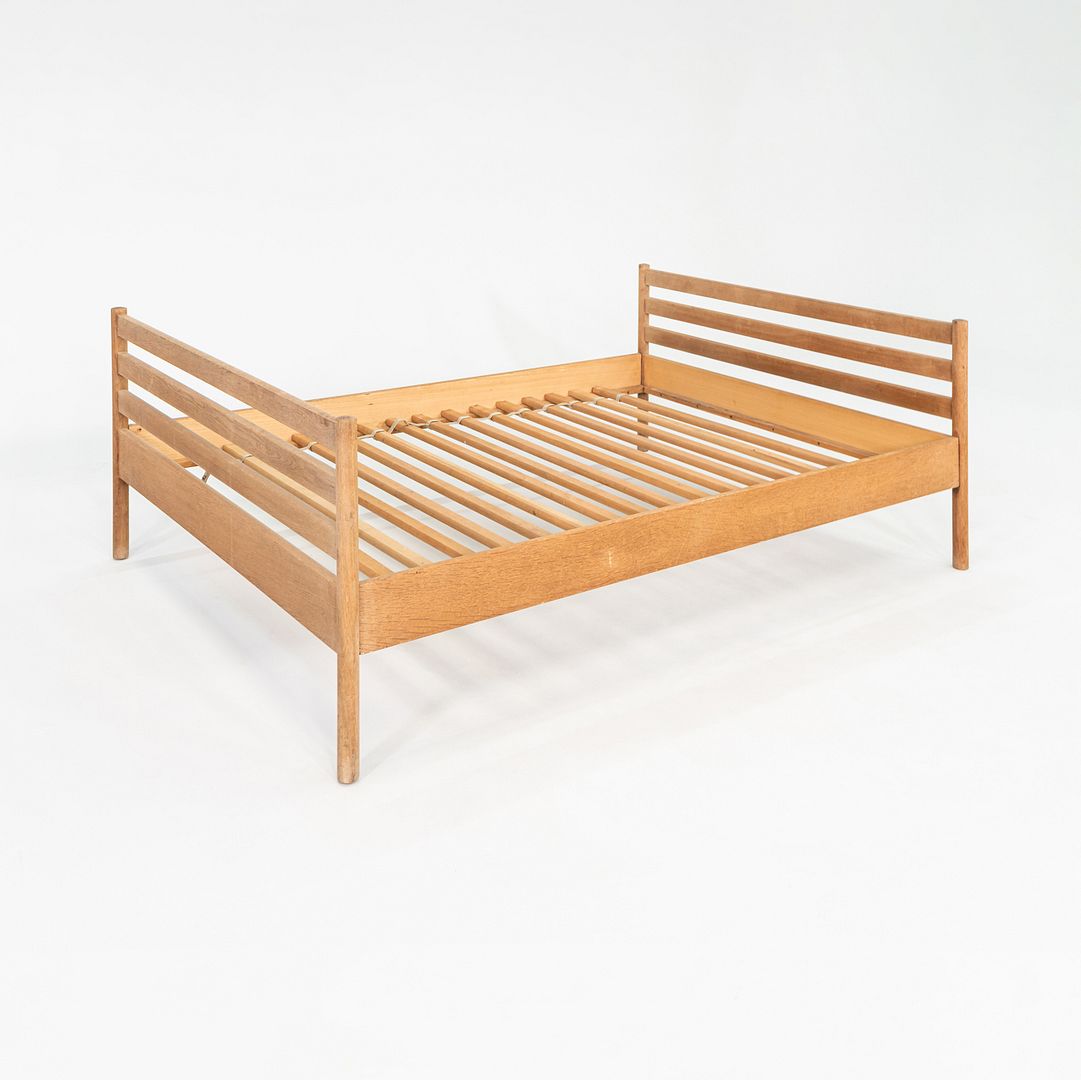 Full Bed
