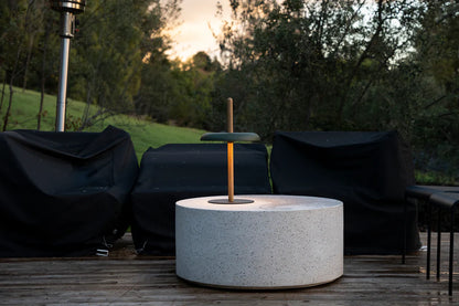 Nivél Portable Table Lamp