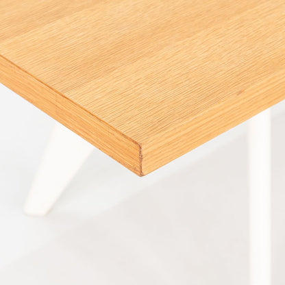 EM Dining Table
