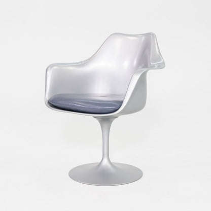 Saarinen Pedestal Tulip Armchair, Model 150