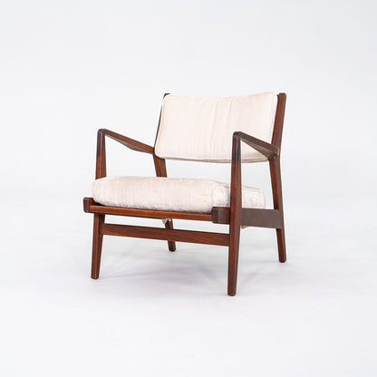 U-430 Lounge Chair