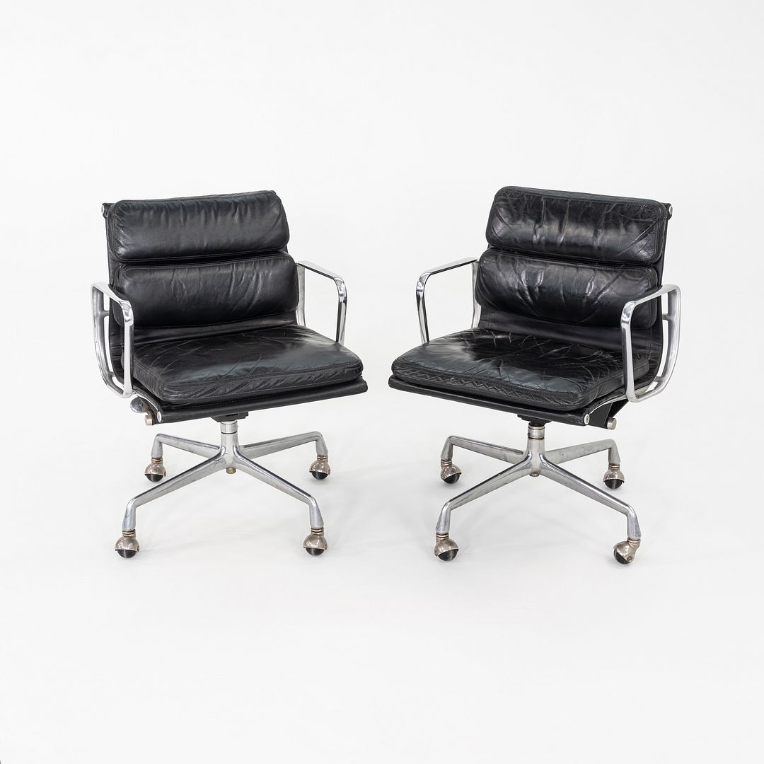 Soft Pad Management Chair, EA418