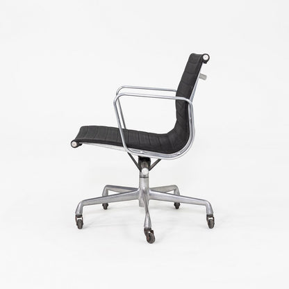 Aluminum Group Management Desk Chair, Model EA335