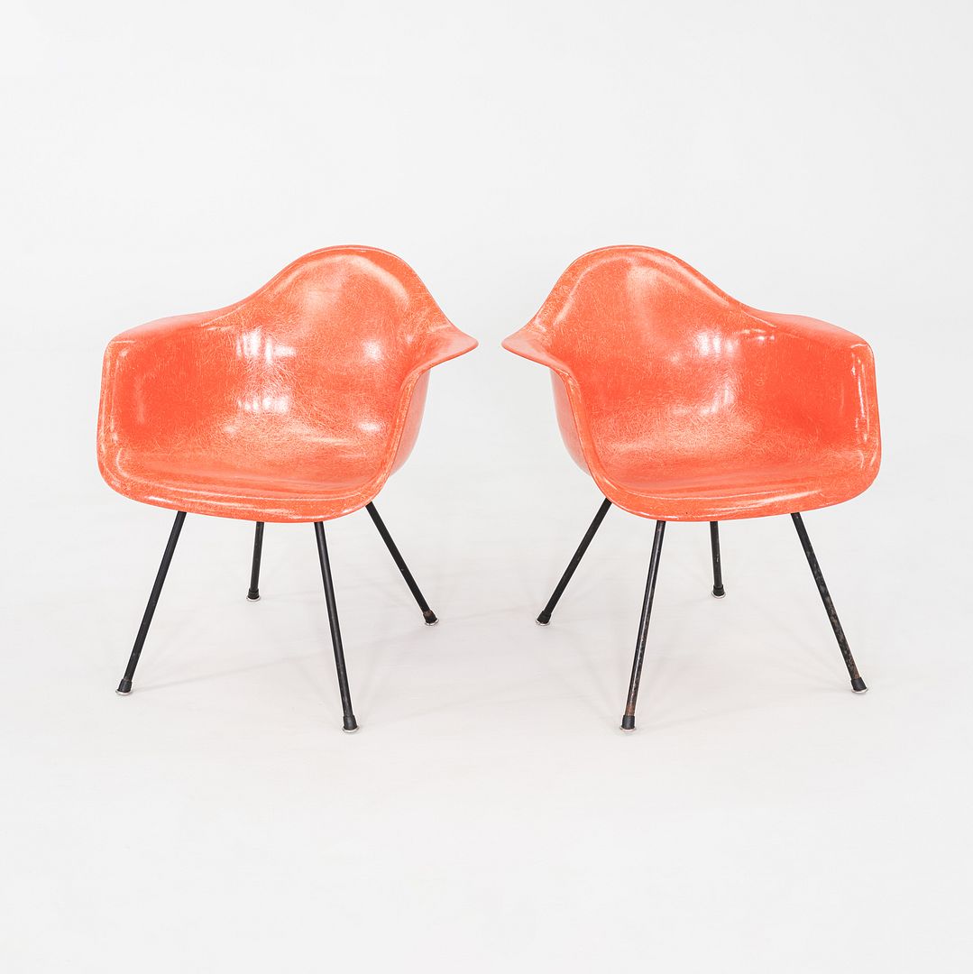 MAX Armchair