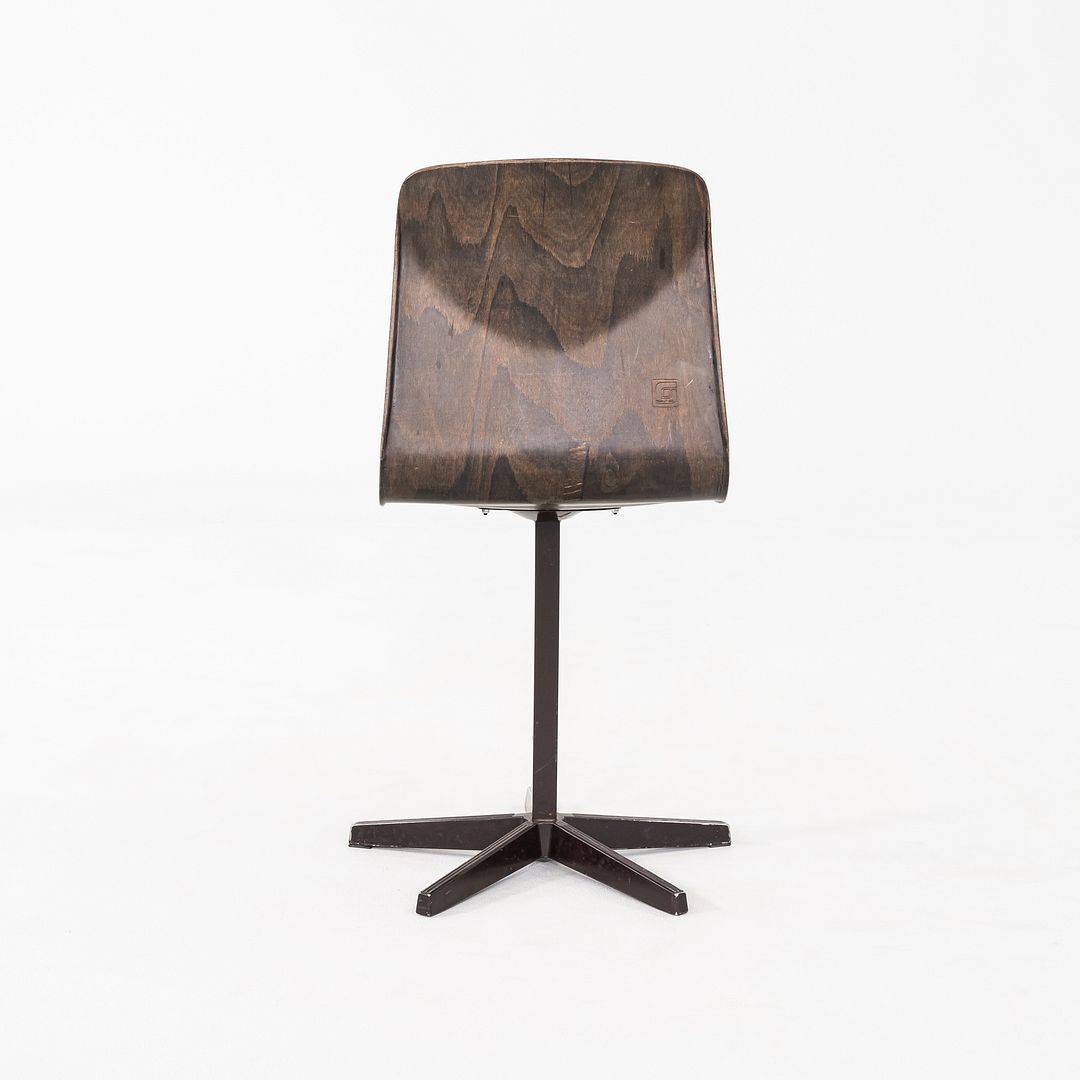 Thur Op Seat Chair
