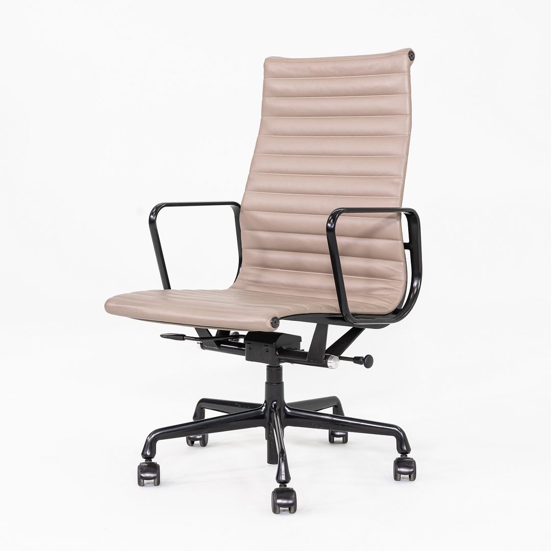 Aluminum Group Executive Desk Chair, Model EA337