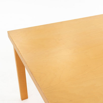 84 L-Leg Dining Table