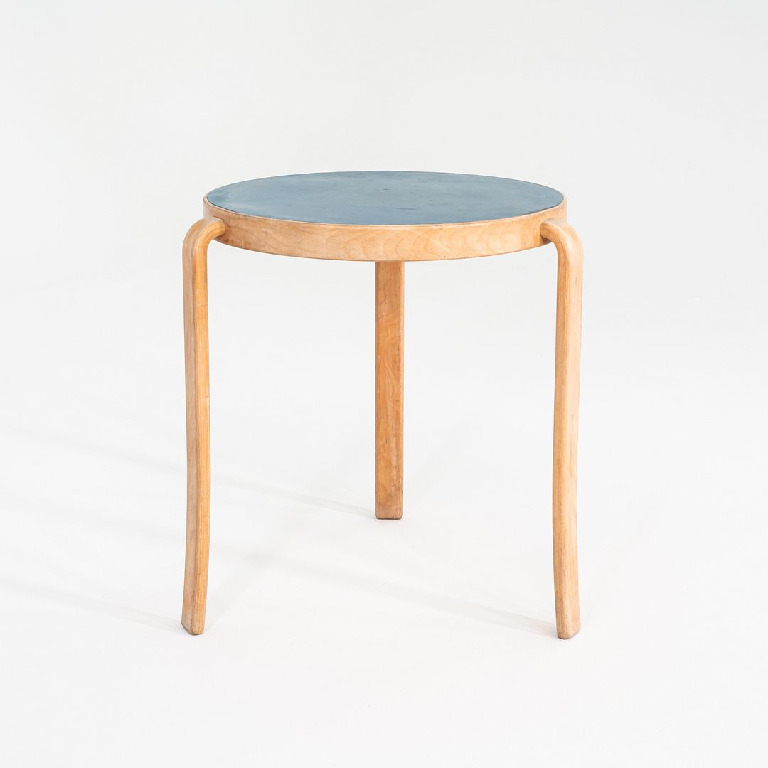 8000 Series Table
