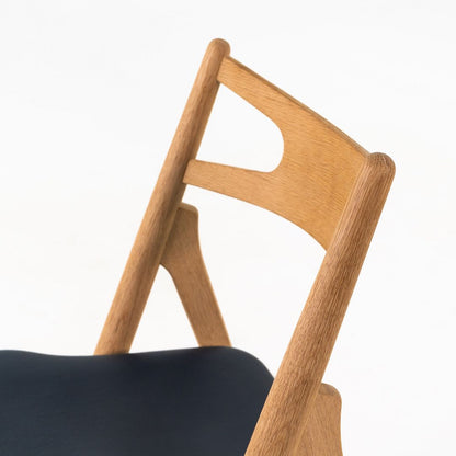 CH29 Sawbuck Chair