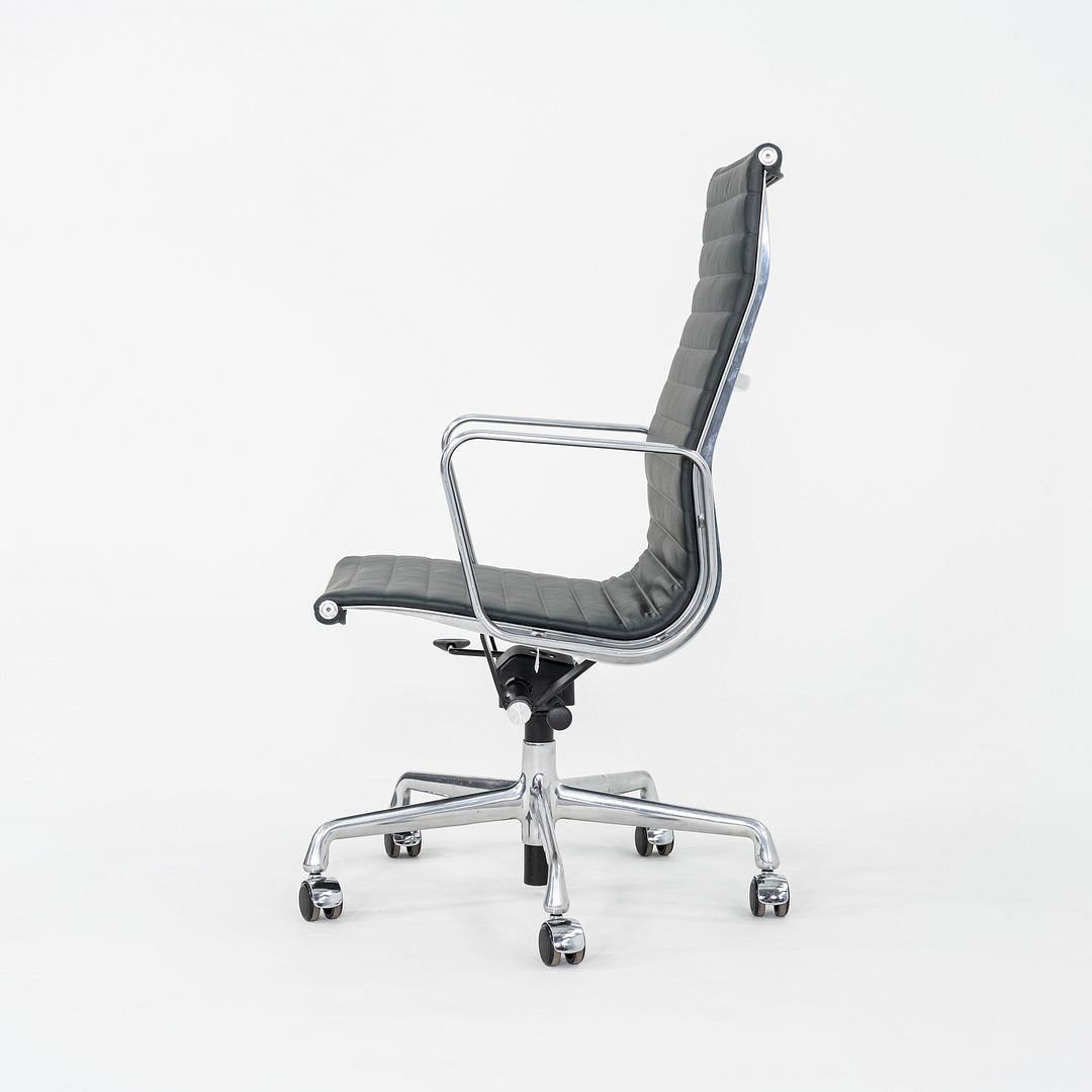 Aluminum Group Executive Desk Chair, Model EA337