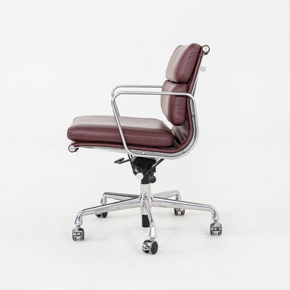 Soft Pad Management Desk Chair, EA435