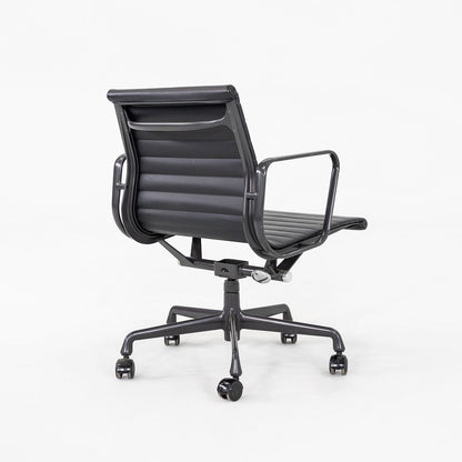 Aluminum Group Management Desk Chair, Model EA335
