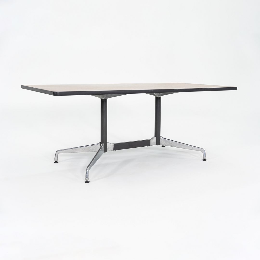 Segmented Conference Table, Model ET143