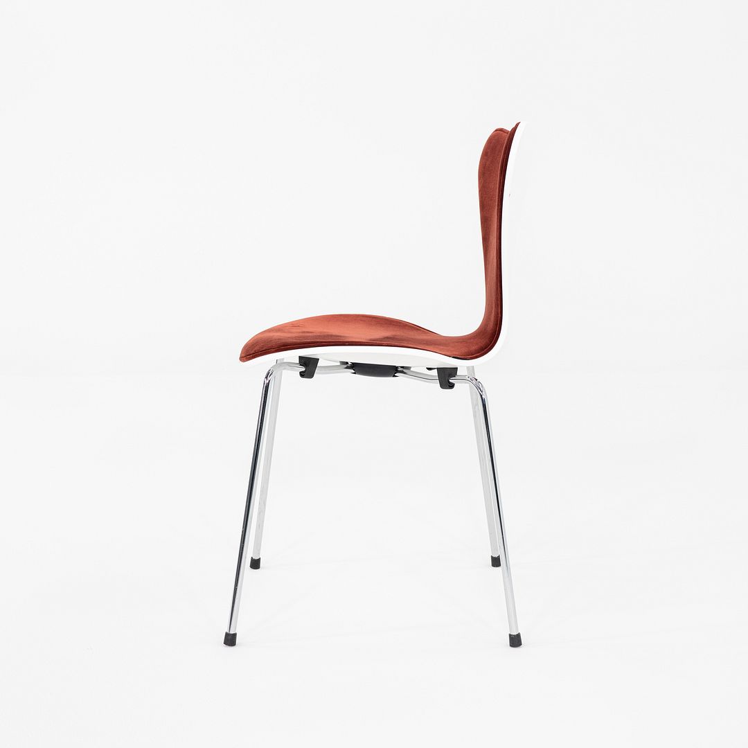 Series 7 Chair, Model 3107