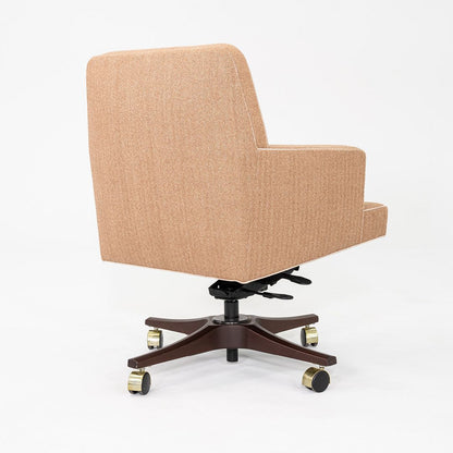 Executive Swivel Chair with Pneumatic Base