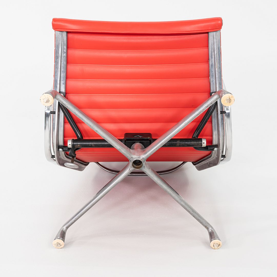 Aluminum Group Lounge Chair