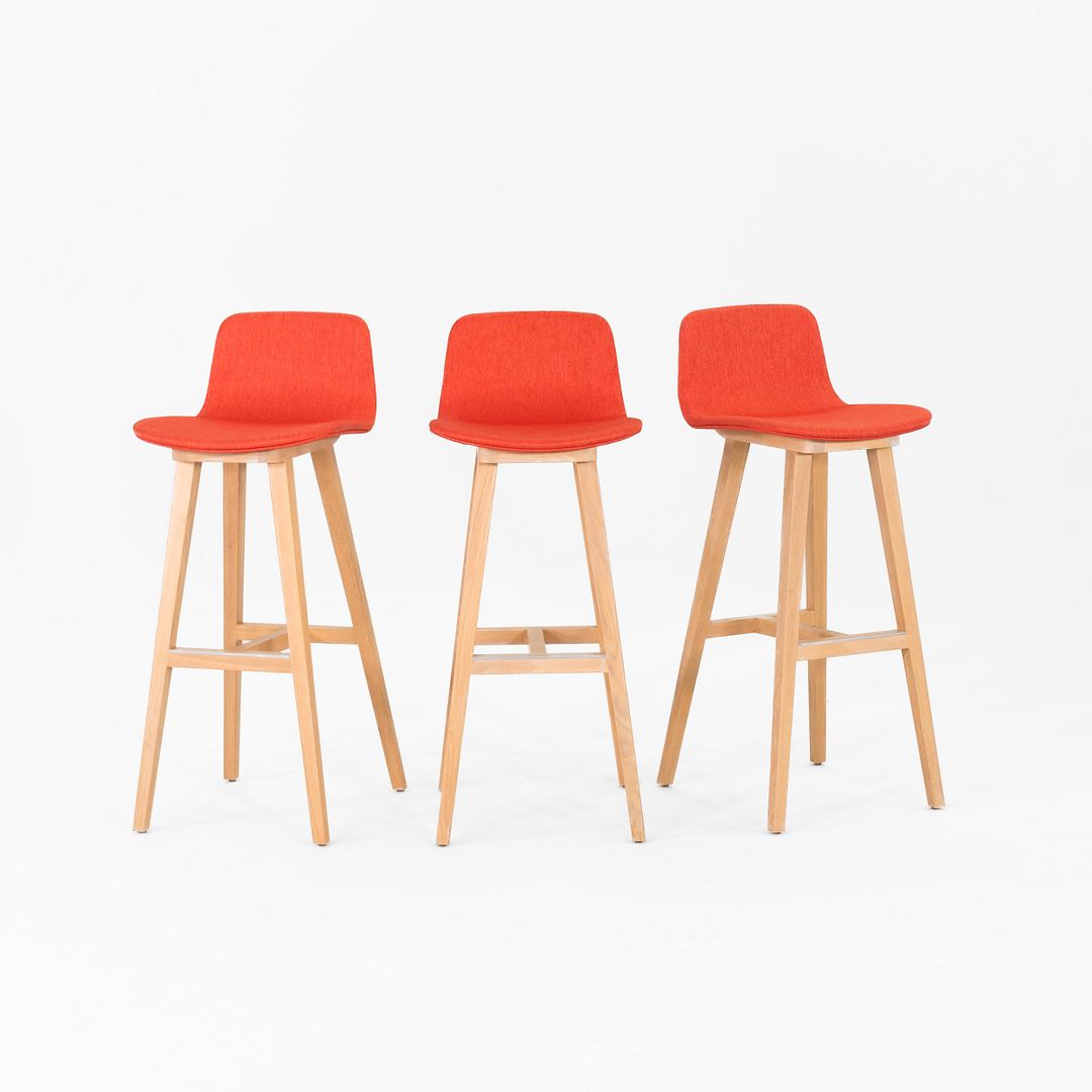 Kuskoa Bar Stool