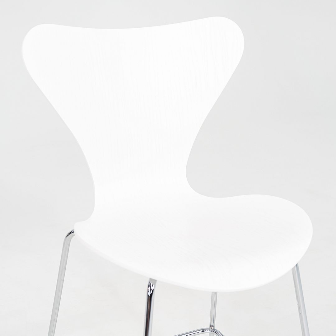 Series 7 Counter Stool