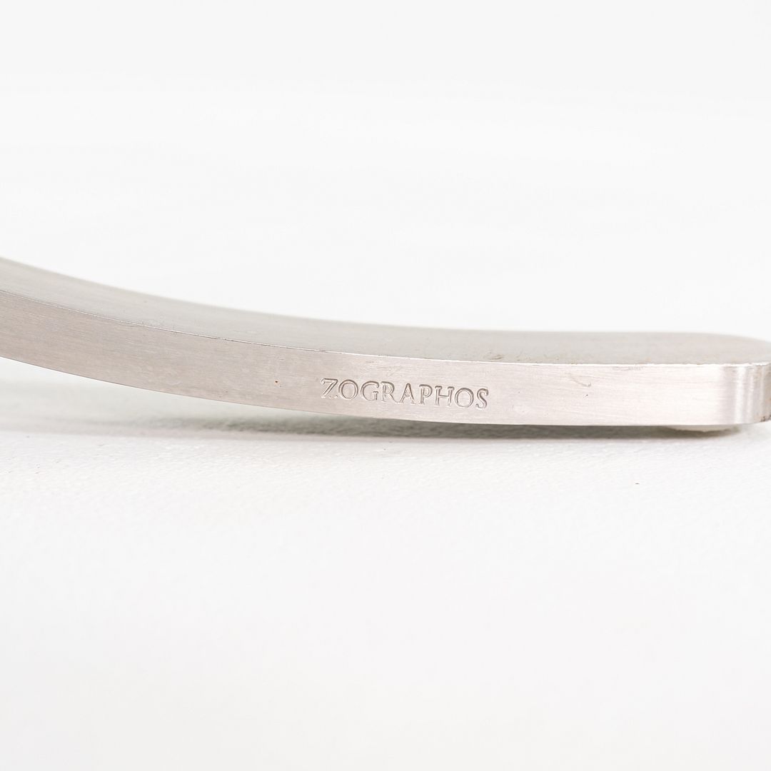 CH 6 Alpha Bucket Chair