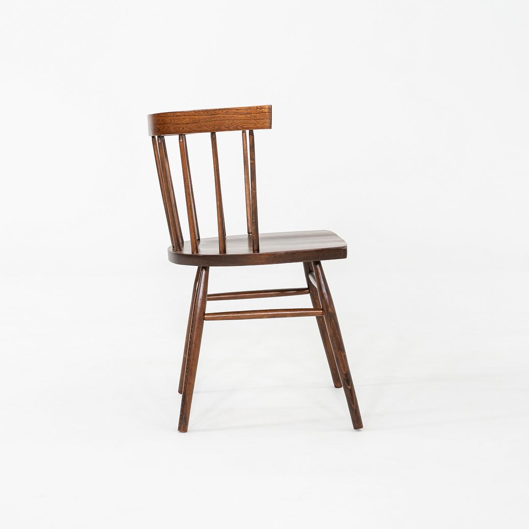 N19 Straight Chair