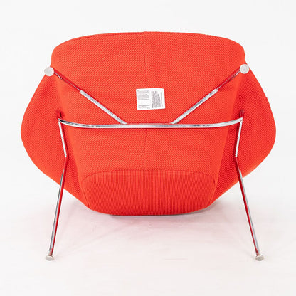 Womb Lounge Chair and Ottoman