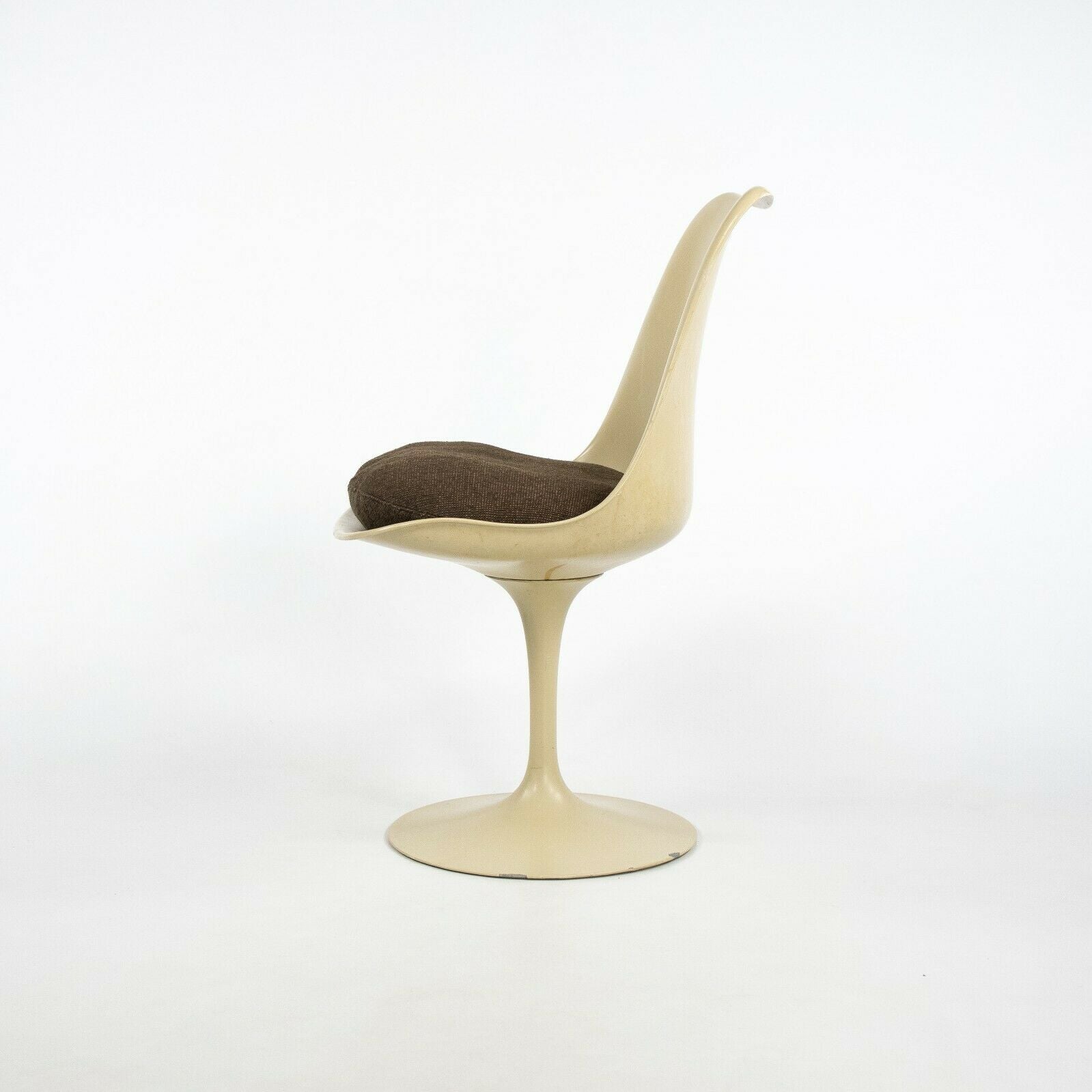 151C Armless Tulip Side Chair