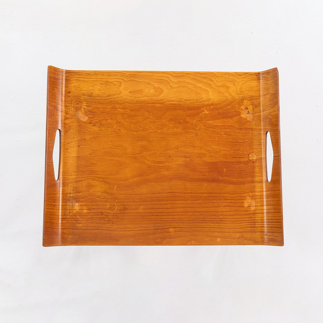Model 50 Single Tray Table