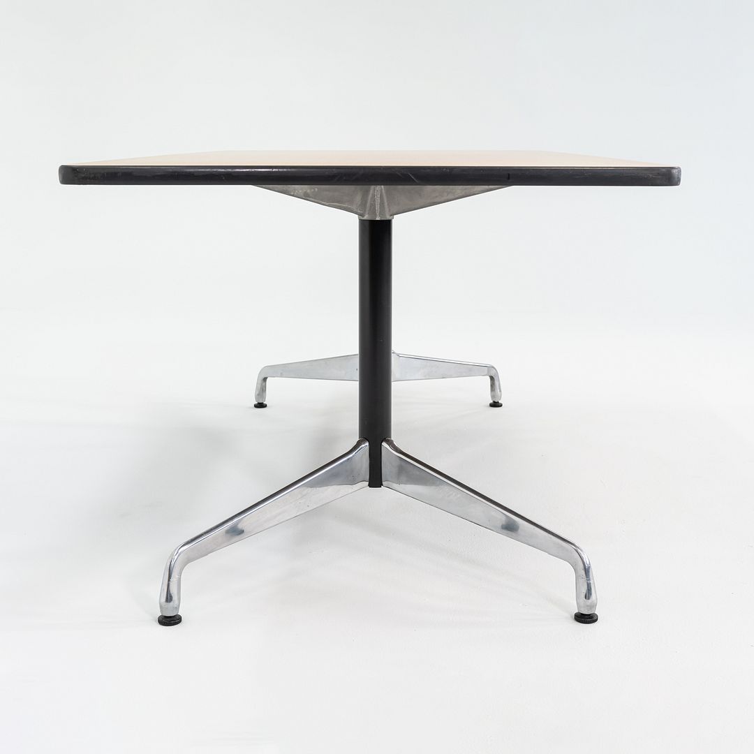 Segmented Conference Table, Model ET143