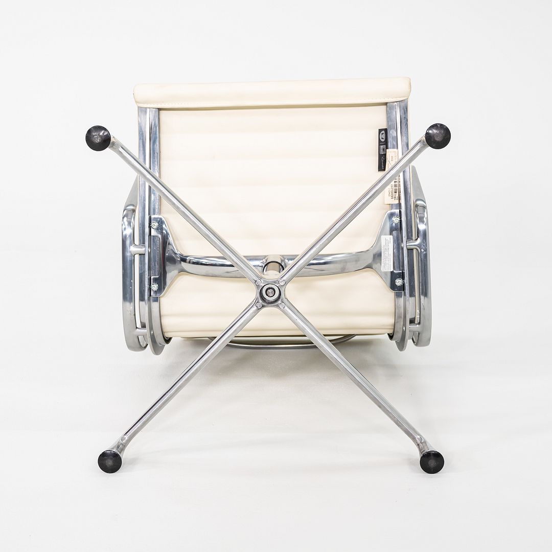 Eames Aluminum Group Management Desk Chair