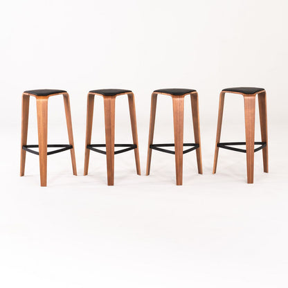 Tre Bar Stool