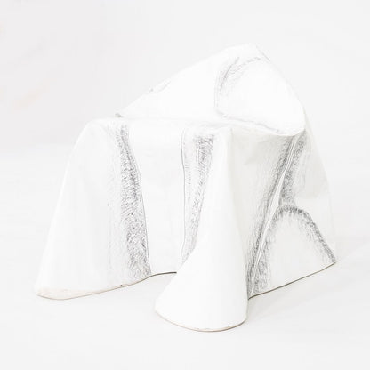 Paper Chair, Curves and Swerves