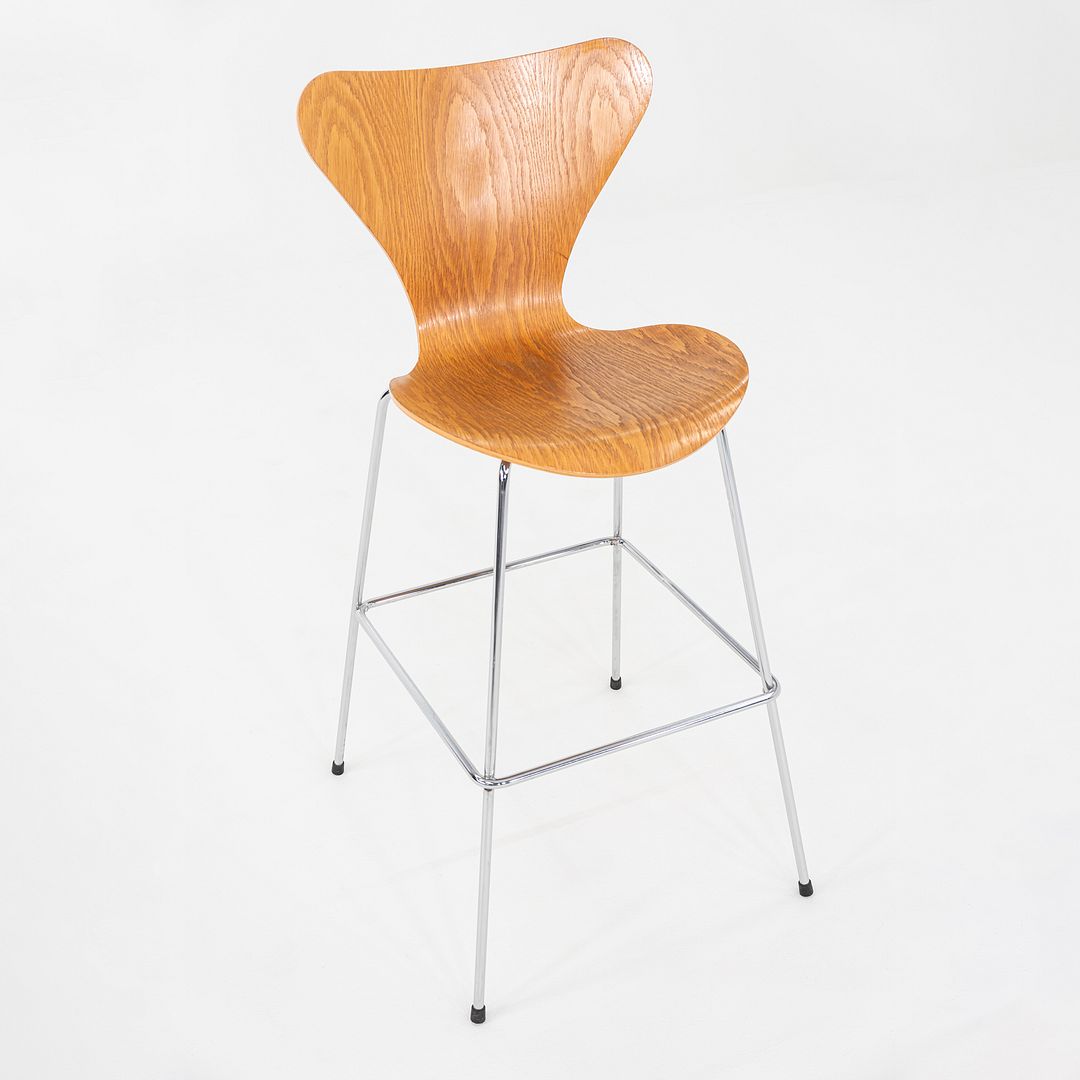 Series 7 Bar Stool, Model 3197