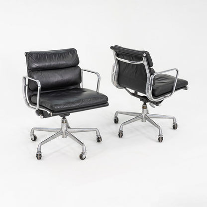 Soft Pad Management Chair, EA435
