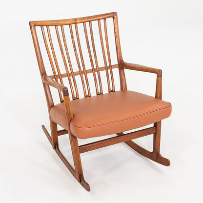 ML-33 Rocking Chair