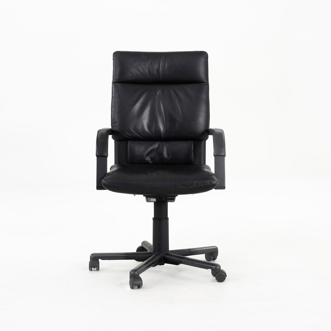 Figura Executive Conference Chair
