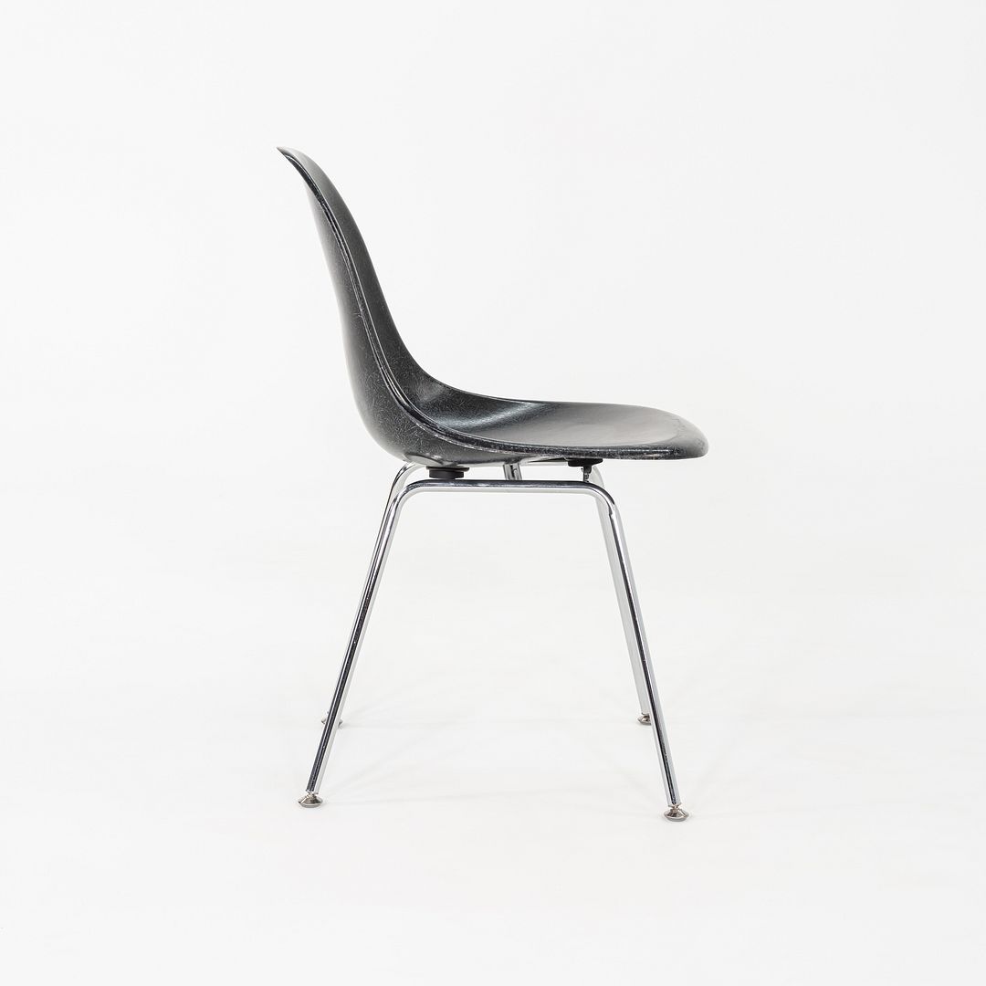 Shell Chair