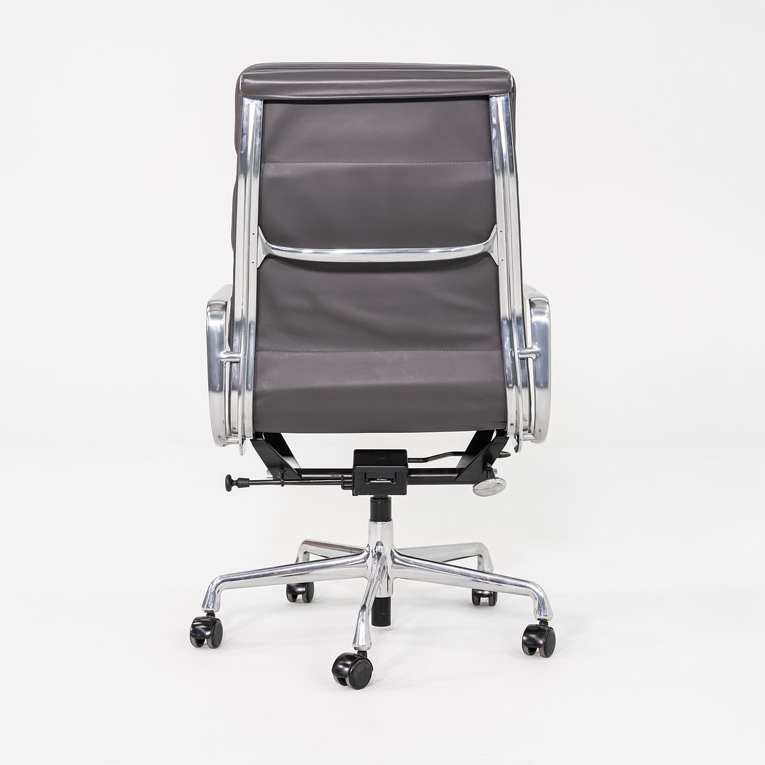 Soft Pad Executive Chair, EA437