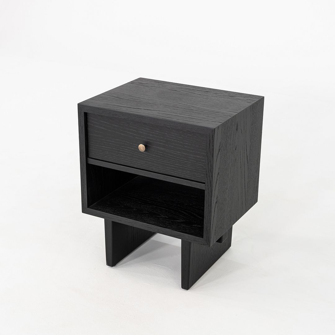 Private Side Table
