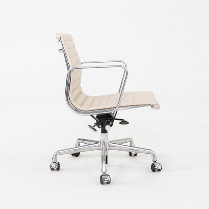 Aluminum Group Management Desk Chair, Model EA335