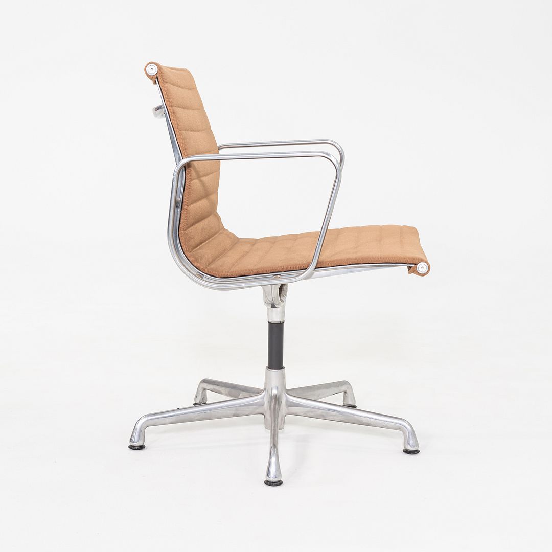 Aluminum Group Management Desk Chair